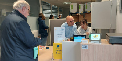 Inauguration du bureau de Poste à l'ESAT du Recueil